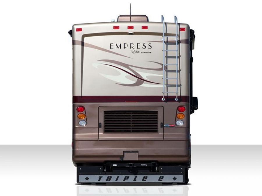  Triple E Empress 2009 года  (фото 6 из 9)